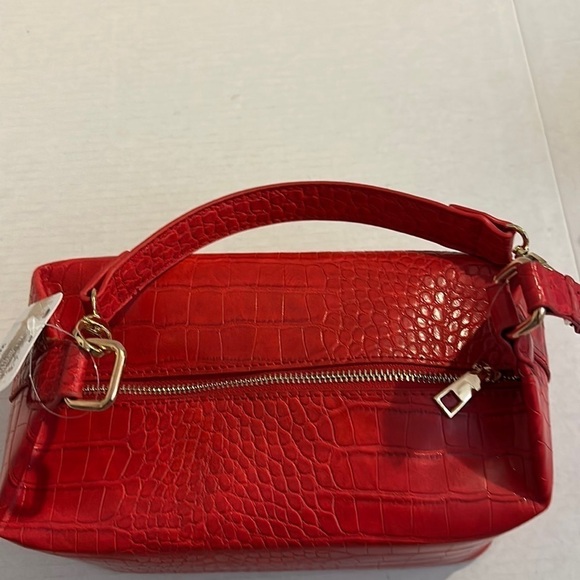 RED lunch box design handbag NEW - Picture 6 of 11